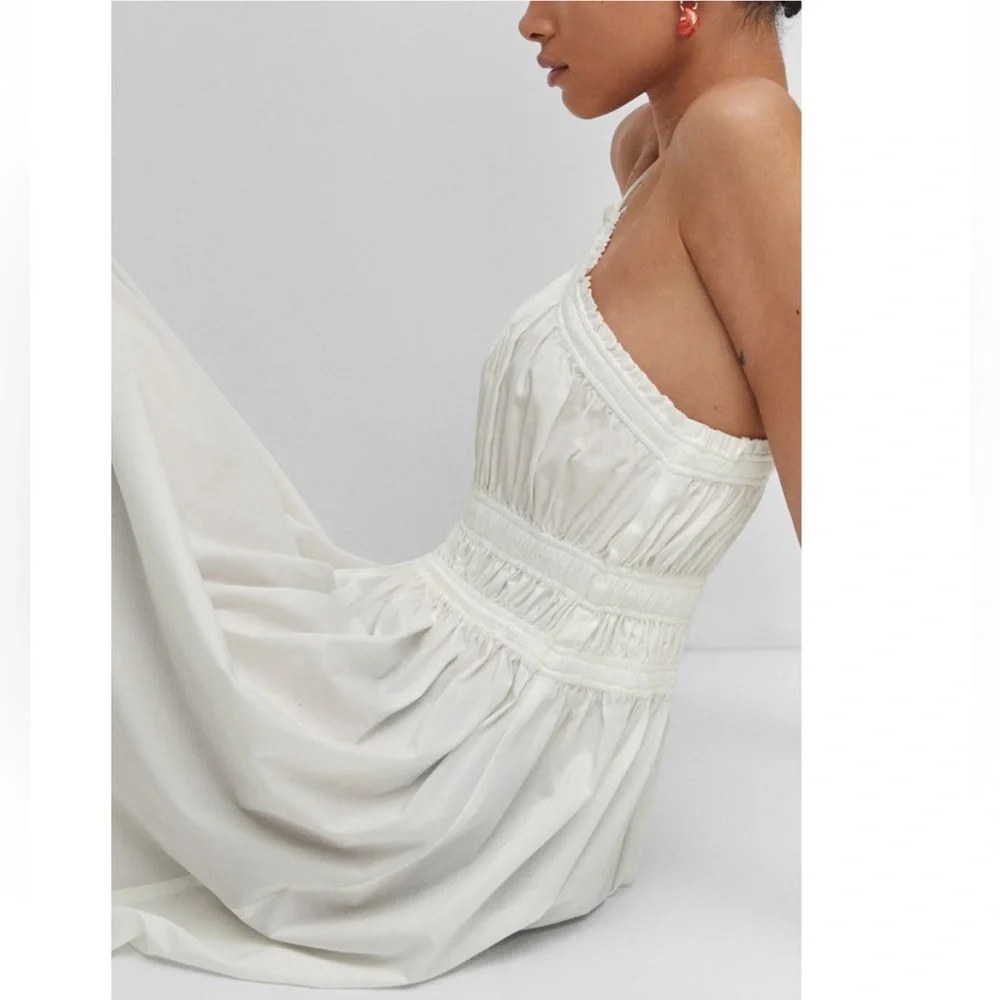 NWT SIZE 2 MANGO Ruffle Halter Dress in Summer White❣️ - Picture 5 of 7